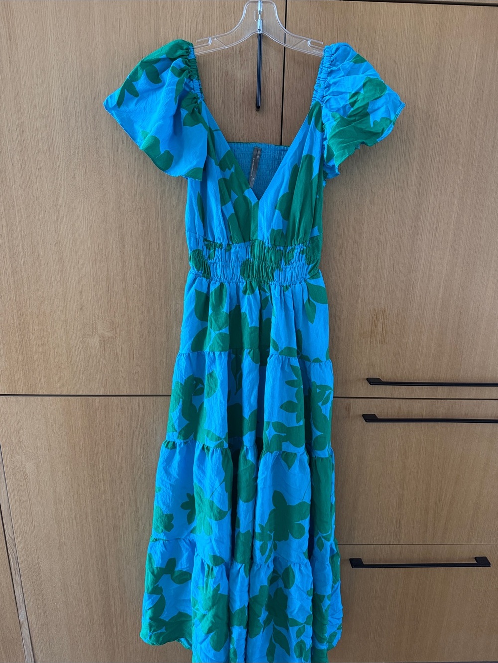 Anthropologie Floral Print Tiered Midi Dress green/ blue Colors Size XSmall